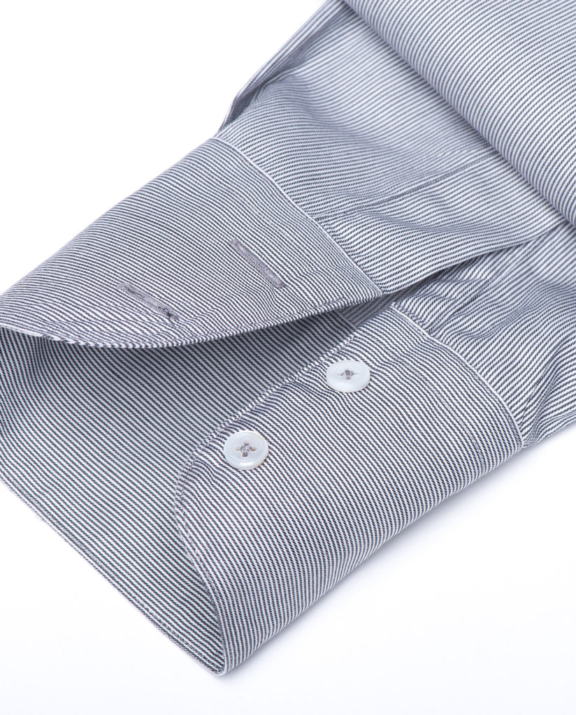 Tailored - Black Hairline